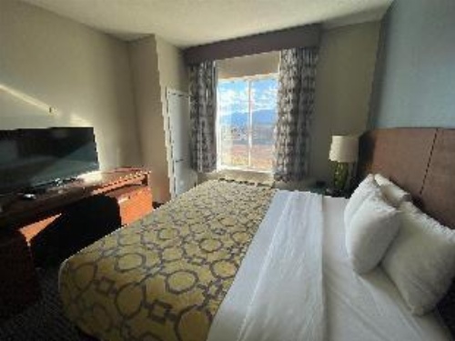 Baymont by Wyndham Colorado Springs image 3